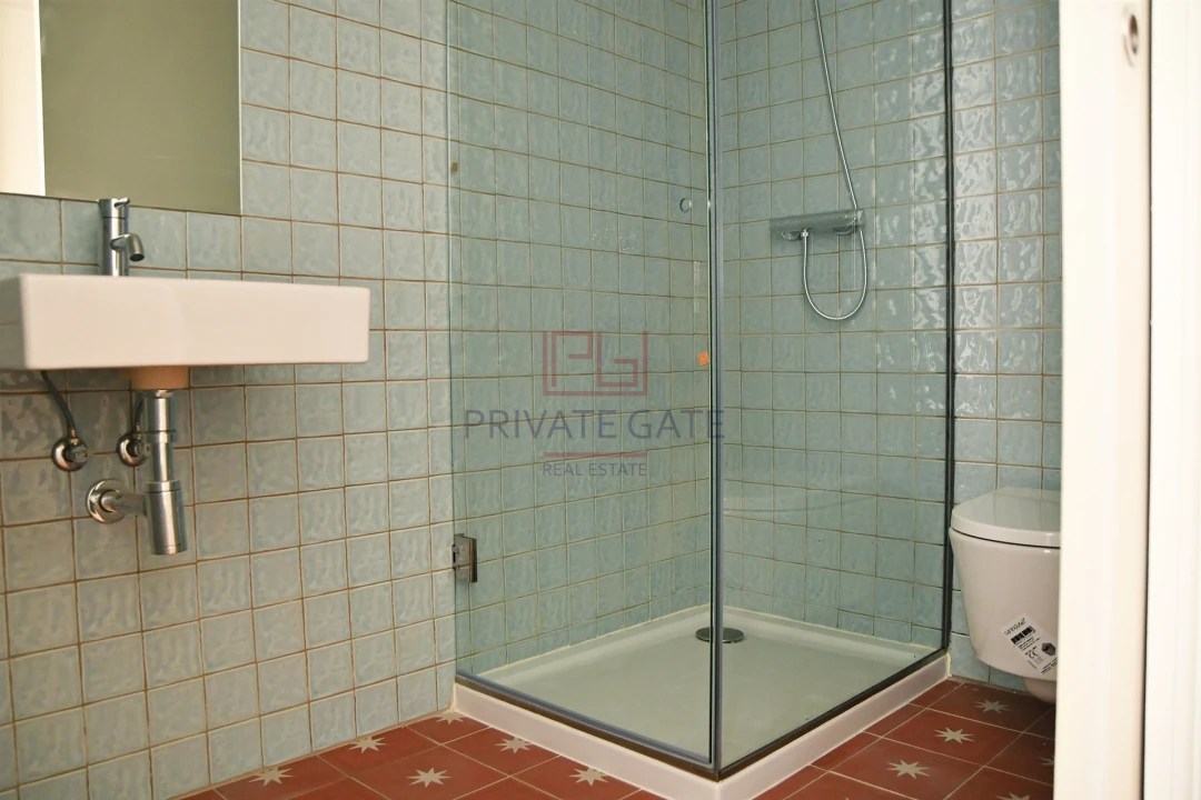 Apartamento T2 para Venda em Cedofeita, Santo Ildefonso, Sé, Miragaia, São Nicolau e Vitória Foto 9