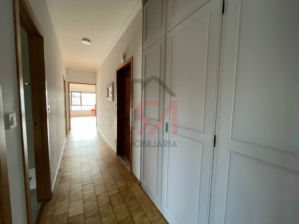 Apartamento T2 para Venda em Paços de Ferreira Foto 13