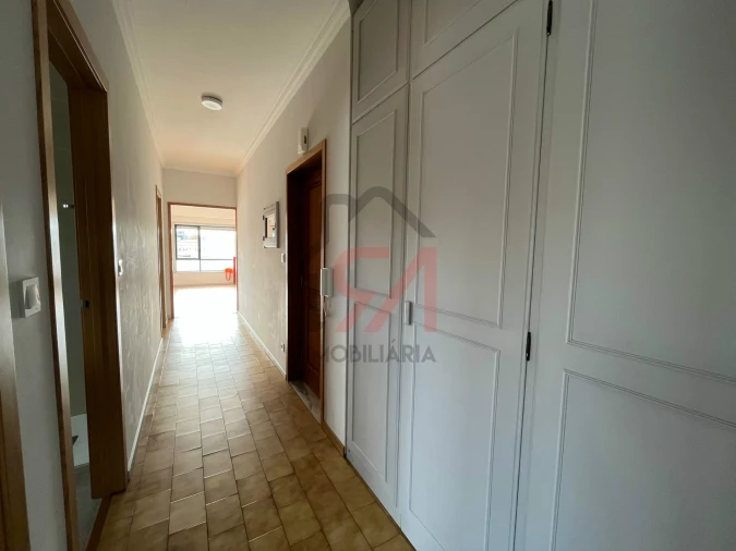 Apartamento T2 para Venda em Paços de Ferreira Foto 13