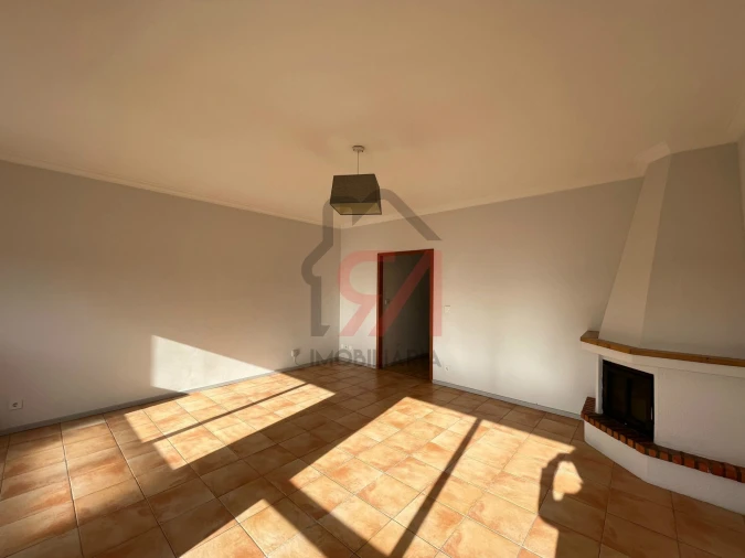 Apartamento T2 para Venda em Paços de Ferreira Foto 2