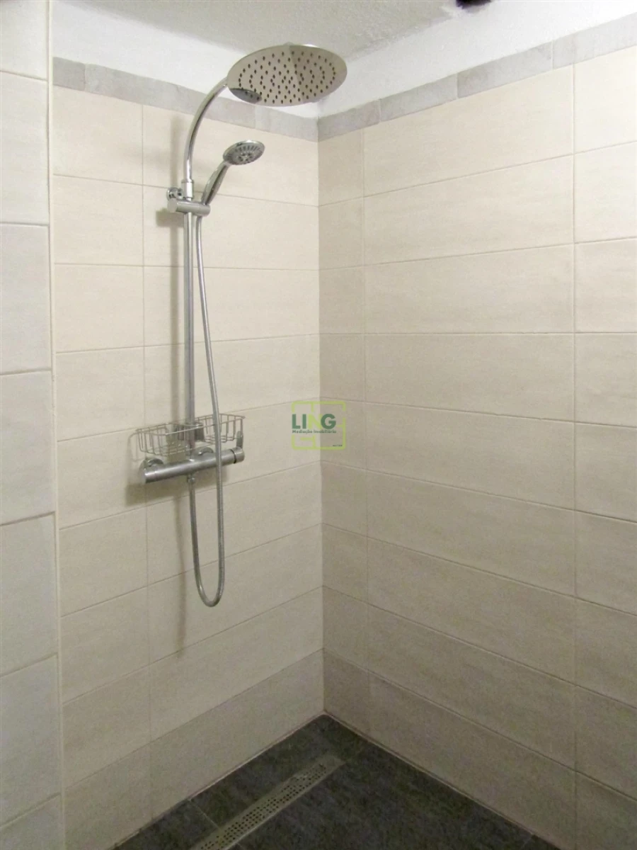 Moradia T2 para Venda em Escalos de Cima e Lousa Foto 10