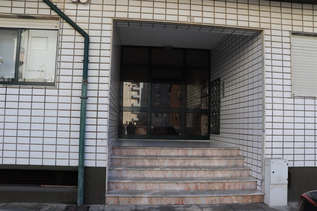 Apartamento T1 para Venda em Aver-O-Mar, Amorim e Terroso Foto 2