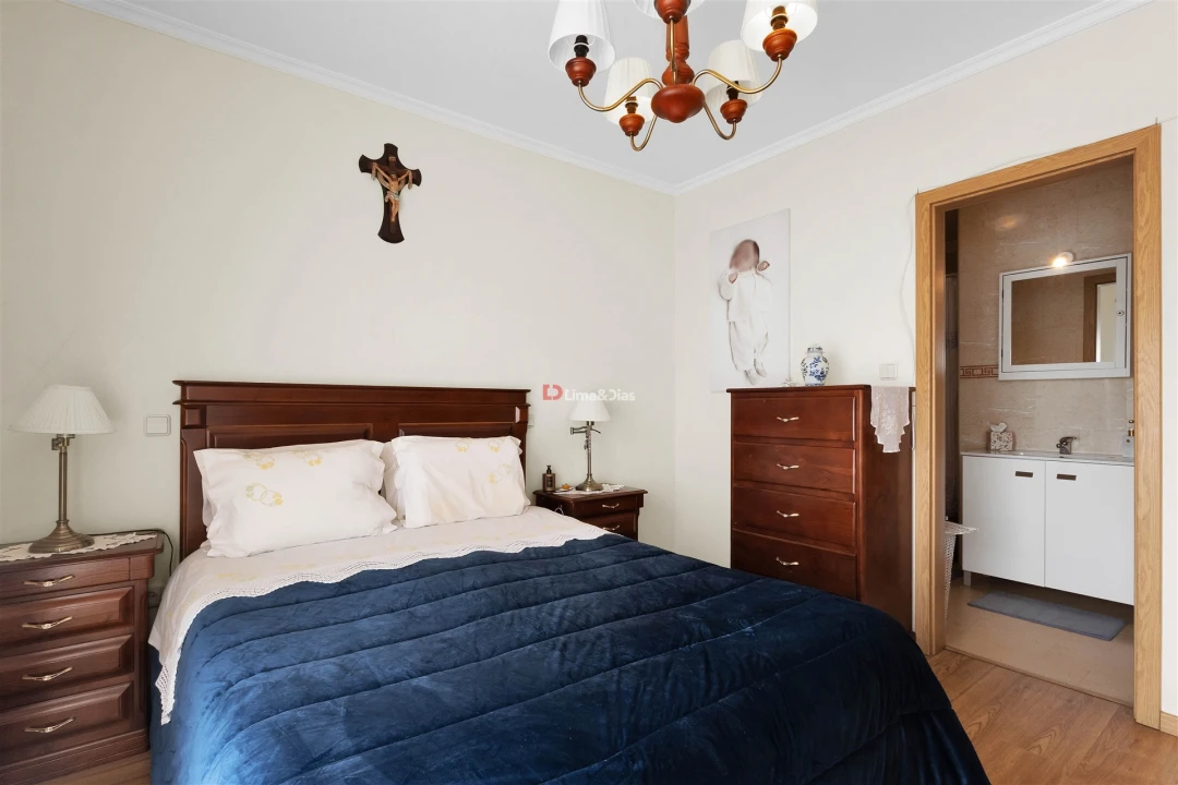 Apartamento T3 para Venda em Paredes Foto 19