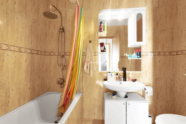 Apartamento T3 para Venda em Paredes Foto 3