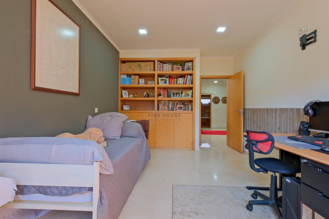 Moradia T5 para Venda em Quintiães e Aguiar Foto 16