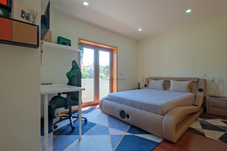 Moradia T5 para Venda em Quintiães e Aguiar Foto 23