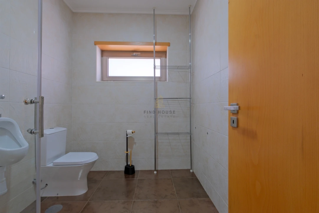 Moradia T5 para Venda em Quintiães e Aguiar Foto 57