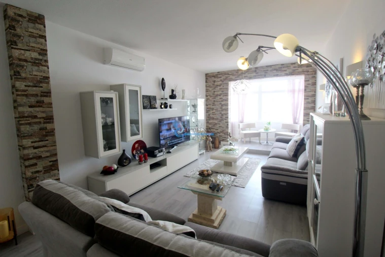 Apartamento T4 para Venda em Albufeira e Olhos de Água