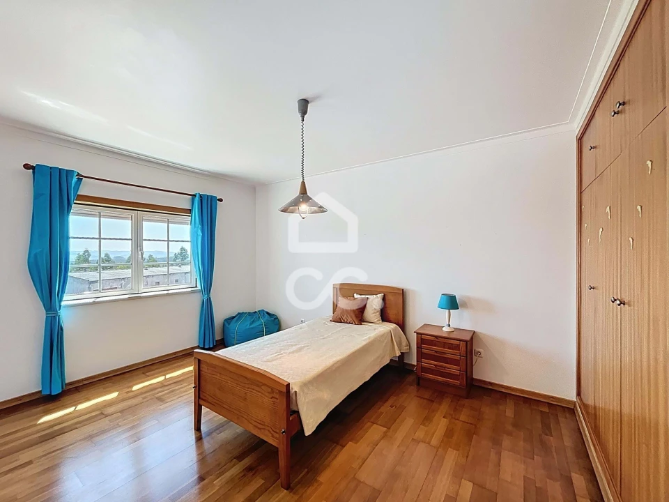 Moradia T4 para Venda em Caldas da Rainha - Santo Onofre e Serra do Bouro Foto 16