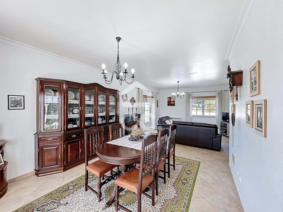 Moradia T4 para Venda em Caldas da Rainha - Santo Onofre e Serra do Bouro Foto 6