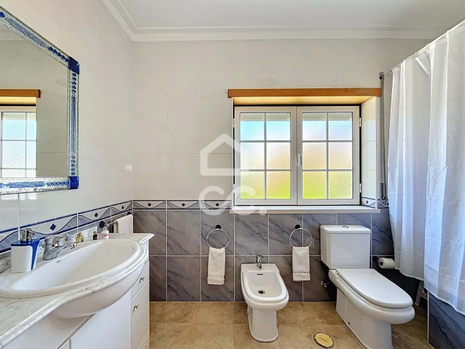 Moradia T4 para Venda em Caldas da Rainha - Santo Onofre e Serra do Bouro Foto 22