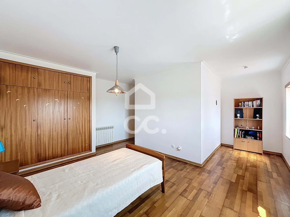 Moradia T4 para Venda em Caldas da Rainha - Santo Onofre e Serra do Bouro Foto 17