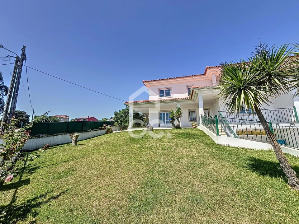 Moradia T4 para Venda em Caldas da Rainha - Santo Onofre e Serra do Bouro Foto 2