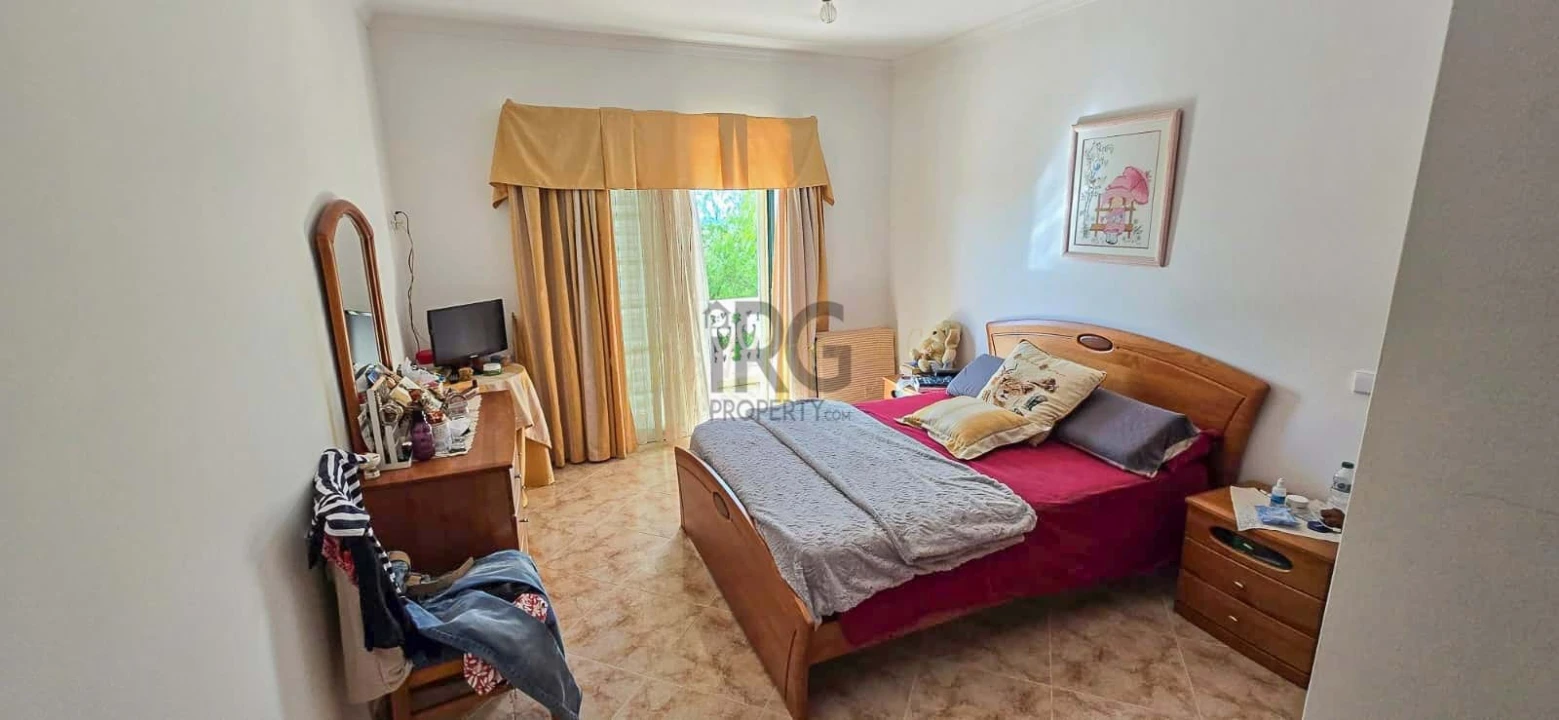 Moradia T5 para Venda em Boliqueime Foto 19