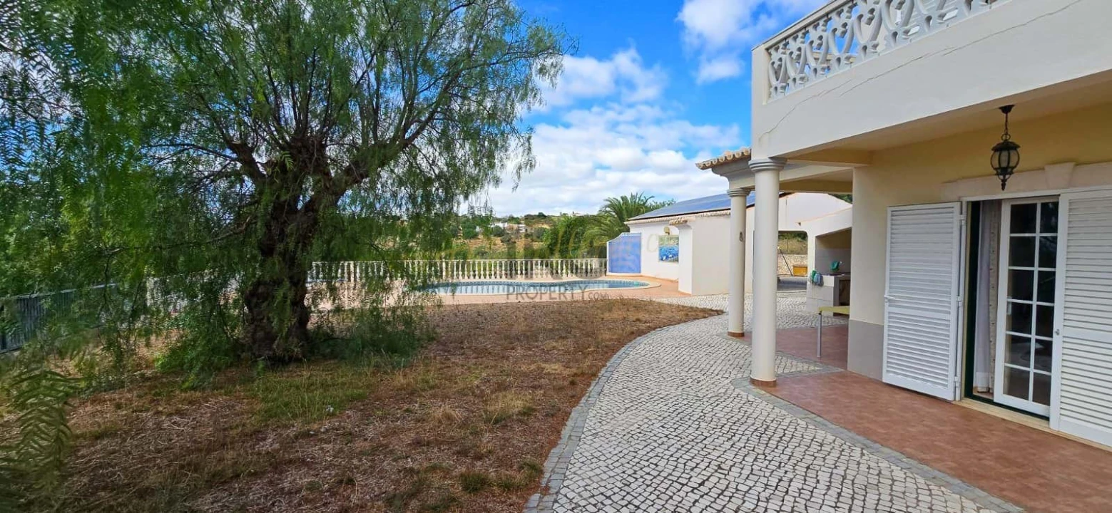 Moradia T5 para Venda em Boliqueime Foto 31