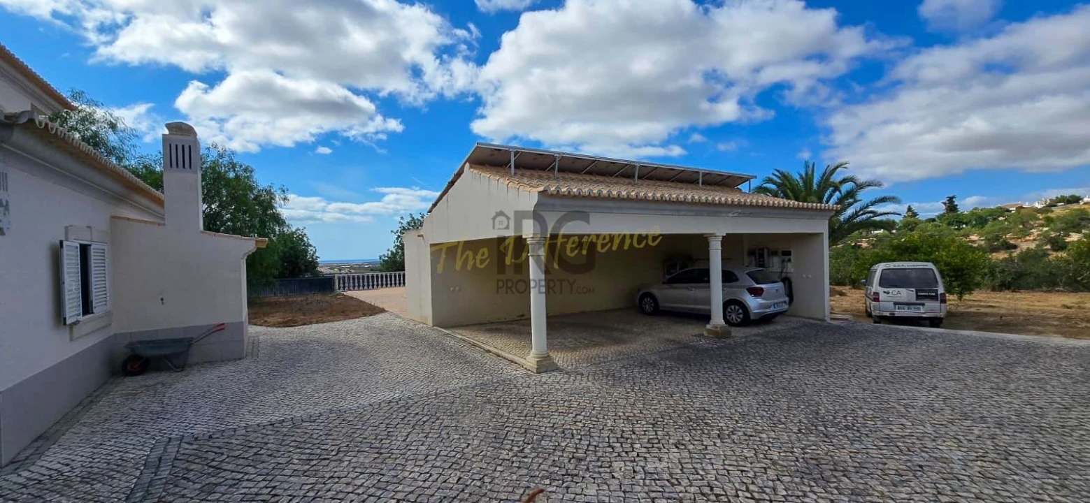 Moradia T5 para Venda em Boliqueime Foto 30