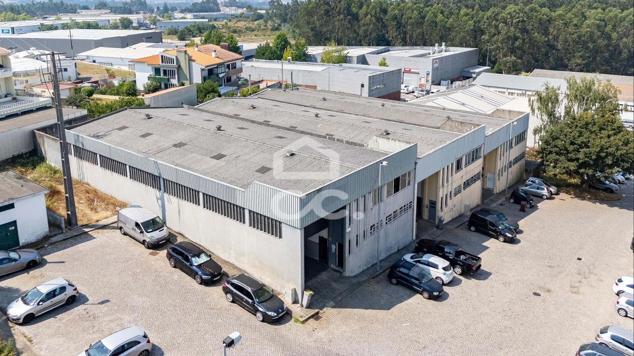Armazém para Venda em Nogueira e Silva Escura Foto 1