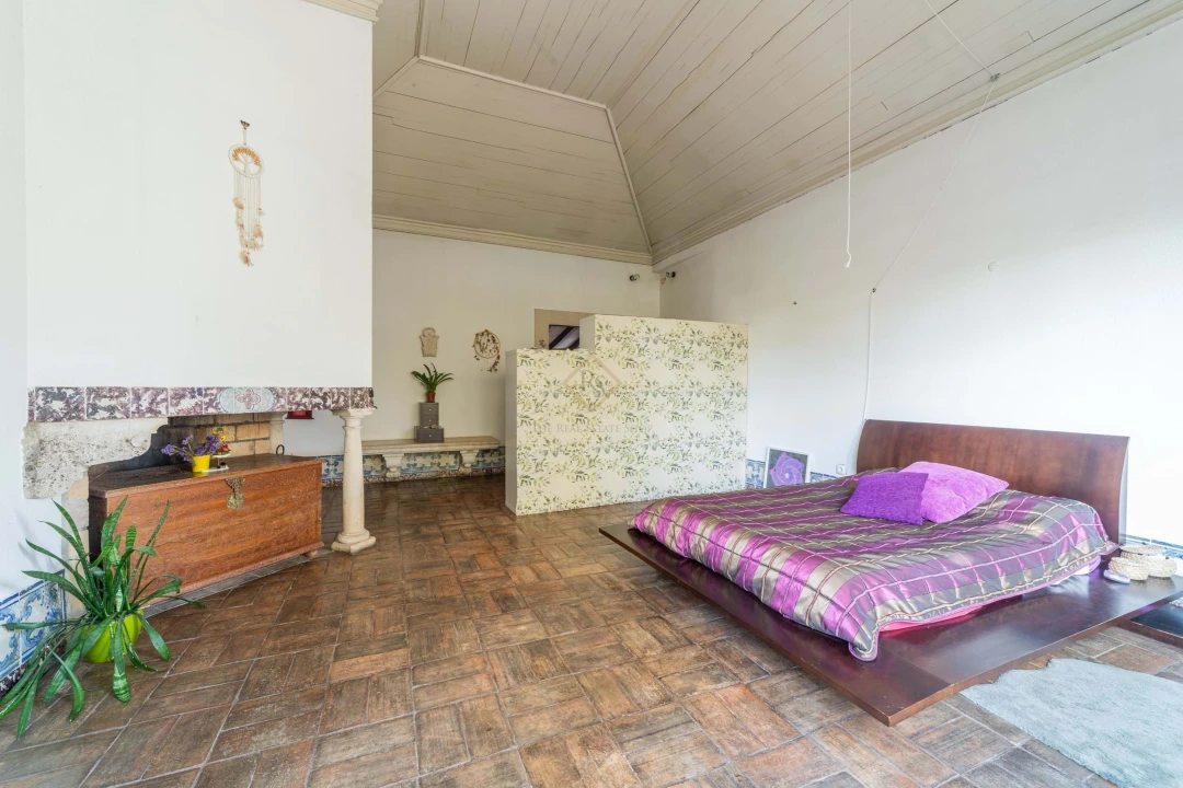 Moradia T7 para Venda em Corroios Foto 30