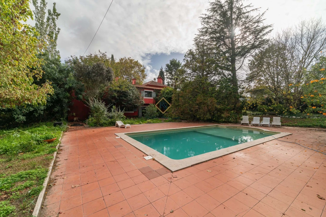 Moradia T7 para Venda em Corroios Foto 8