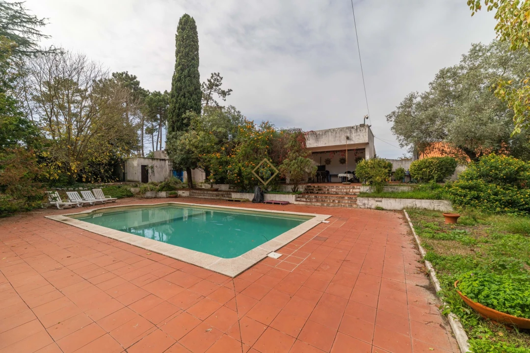 Moradia T7 para Venda em Corroios Foto 7