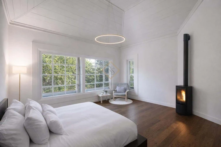 Moradia T7 para Venda em Corroios Foto 4