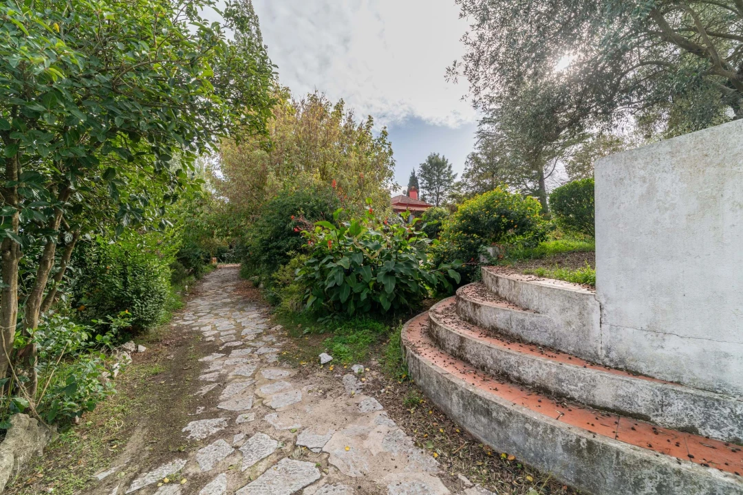 Moradia T7 para Venda em Corroios Foto 45