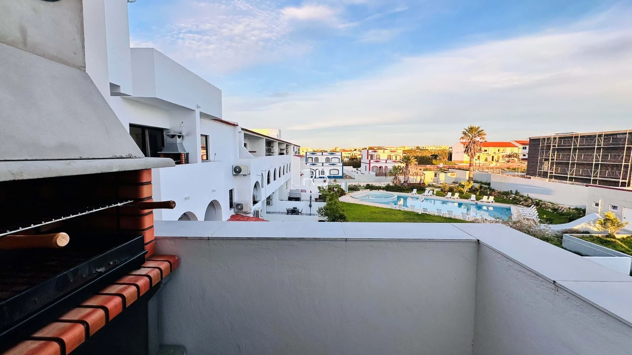 Apartamento T1 para Venda em Vila de Sagres Foto 3