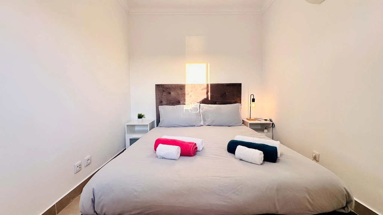 Apartamento T1 para Venda em Vila de Sagres Foto 5