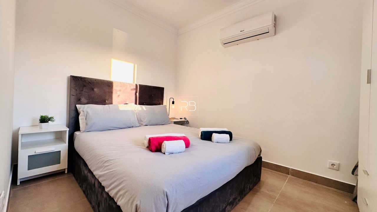 Apartamento T1 para Venda em Vila de Sagres Foto 4