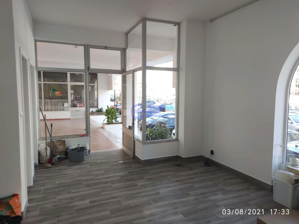 Negócio para Venda em Armação de Pera Foto 4