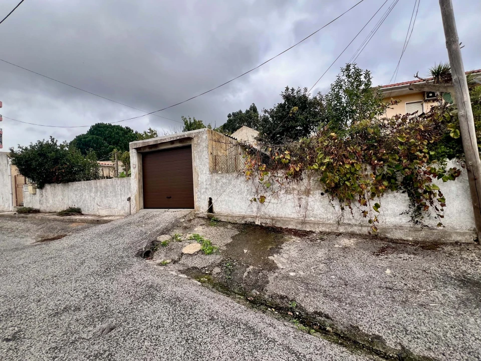 Moradia T4 para Venda em Agualva e Mira-Sintra Foto 2