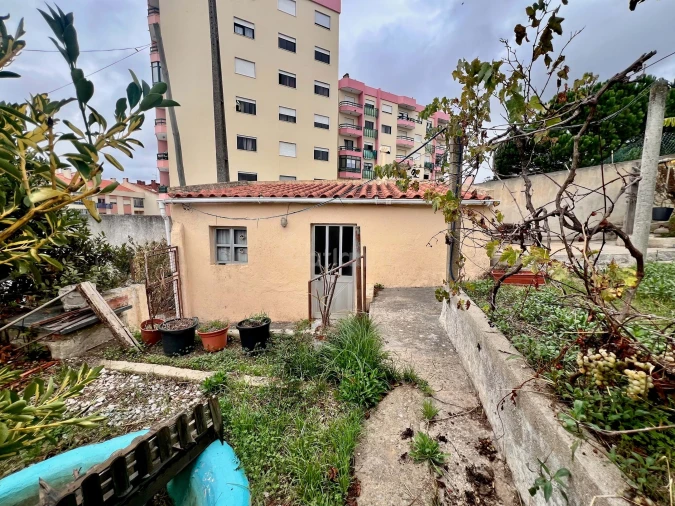 Moradia T4 para Venda em Agualva e Mira-Sintra Foto 14