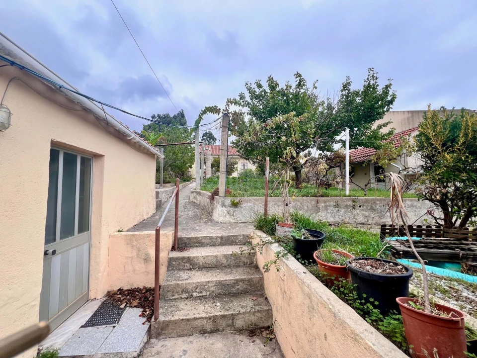 Moradia T4 para Venda em Agualva e Mira-Sintra Foto 12