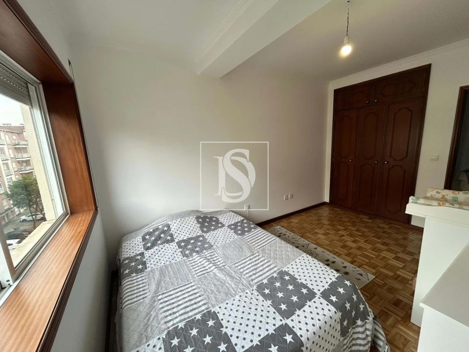 Apartamento T2 para Venda em Eixo e Eirol Foto 13