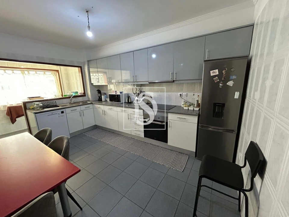 Apartamento T2 para Venda em Eixo e Eirol Foto 5