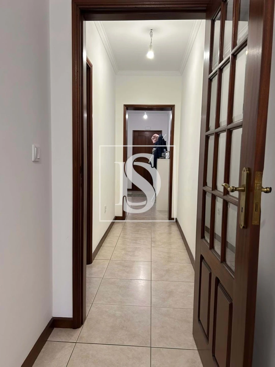 Apartamento T2 para Venda em Eixo e Eirol Foto 10