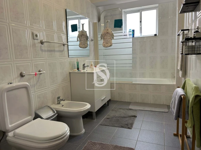 Apartamento T2 para Venda em Eixo e Eirol Foto 8