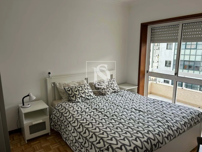 Apartamento T2 para Venda em Eixo e Eirol Foto 6