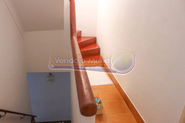 Moradia T2 para Venda em Mora Foto 15