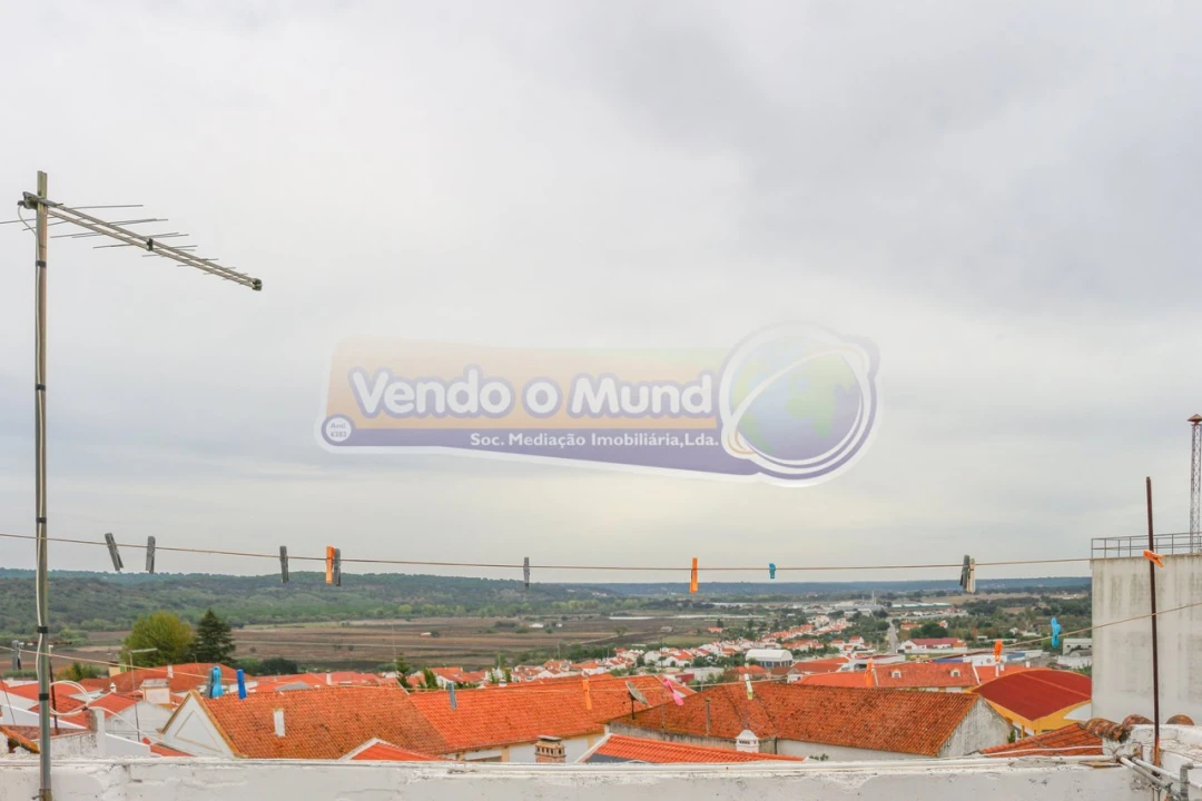 Moradia T2 para Venda em Mora Foto 19