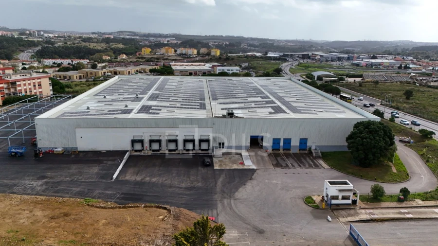 Armazém para Arrendamento em Rio de Mouro Foto 7