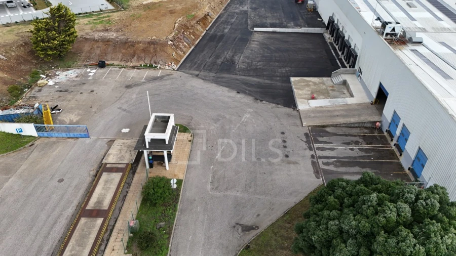 Armazém para Arrendamento em Rio de Mouro Foto 26