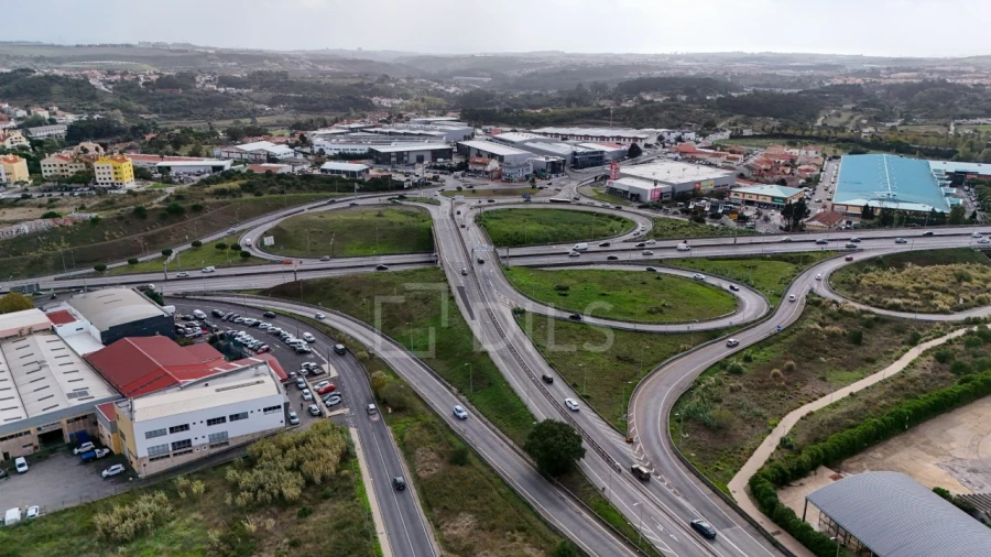 Armazém para Arrendamento em Rio de Mouro Foto 29