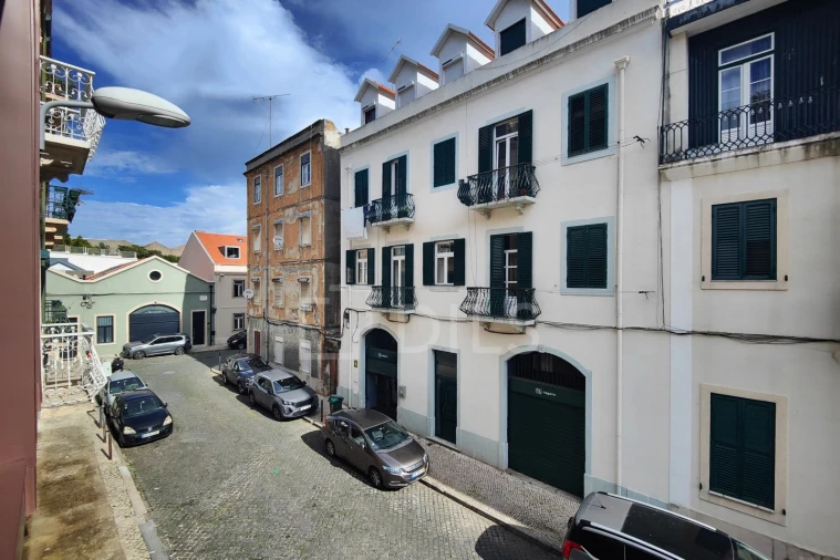 Apartamento T3 para Venda em Marvila Foto 35