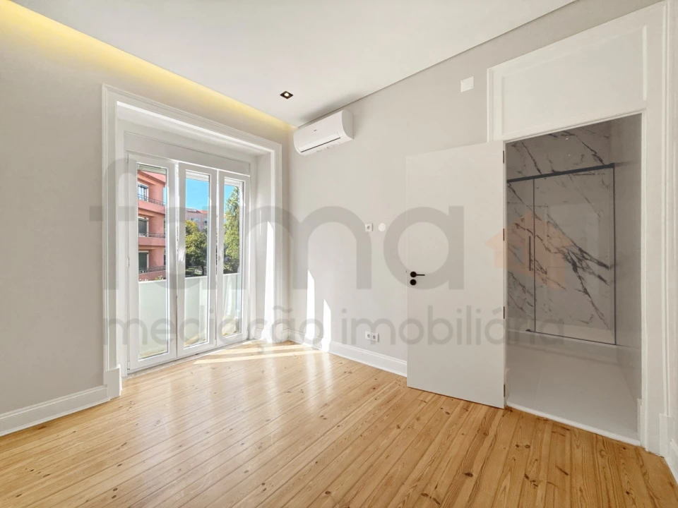 Apartamento T3 para Venda em Arroios Foto 29