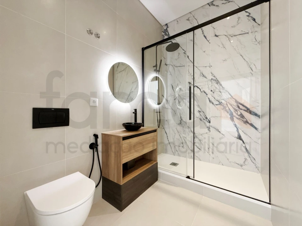 Apartamento T3 para Venda em Arroios Foto 32