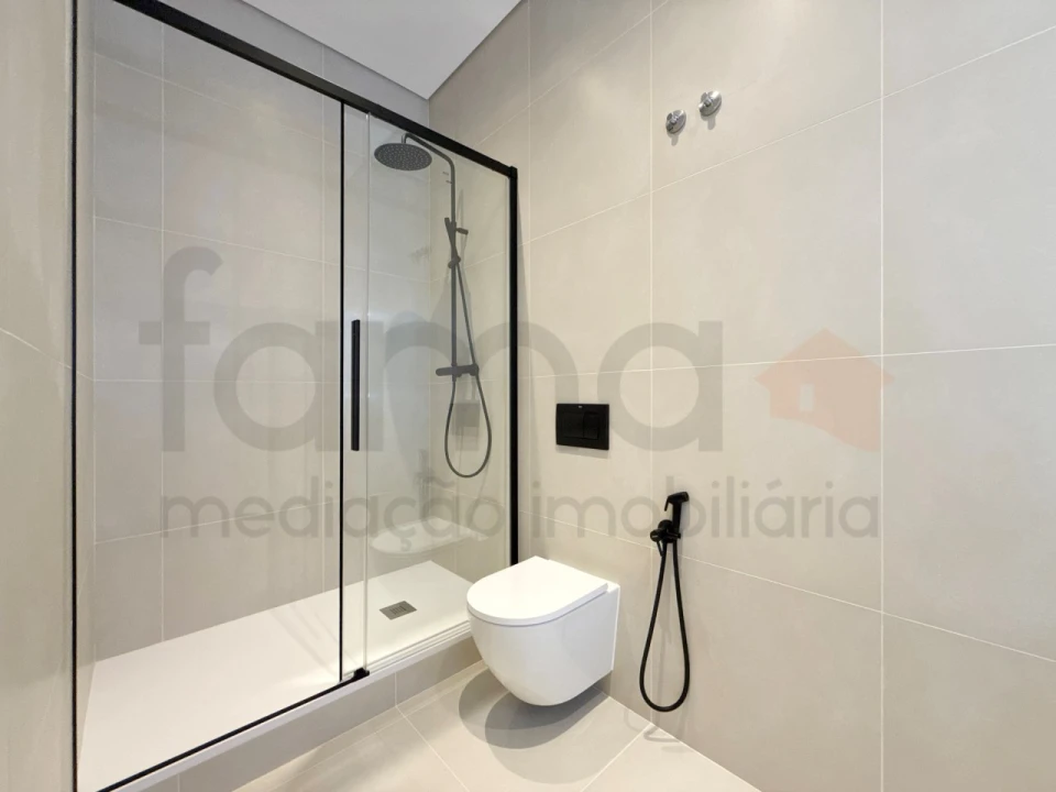 Apartamento T3 para Venda em Arroios Foto 40