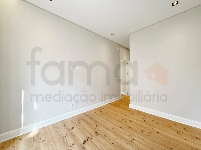 Apartamento T3 para Venda em Arroios Foto 36