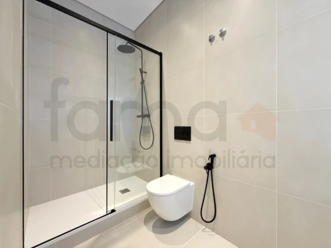 Apartamento T3 para Venda em Arroios Foto 40