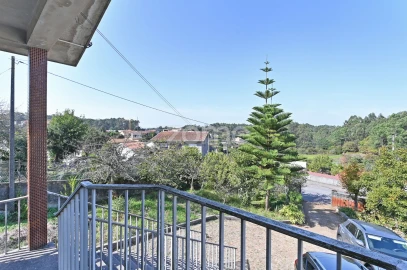 Moradia T2 para Venda em Sandim, Olival, Lever e Crestuma